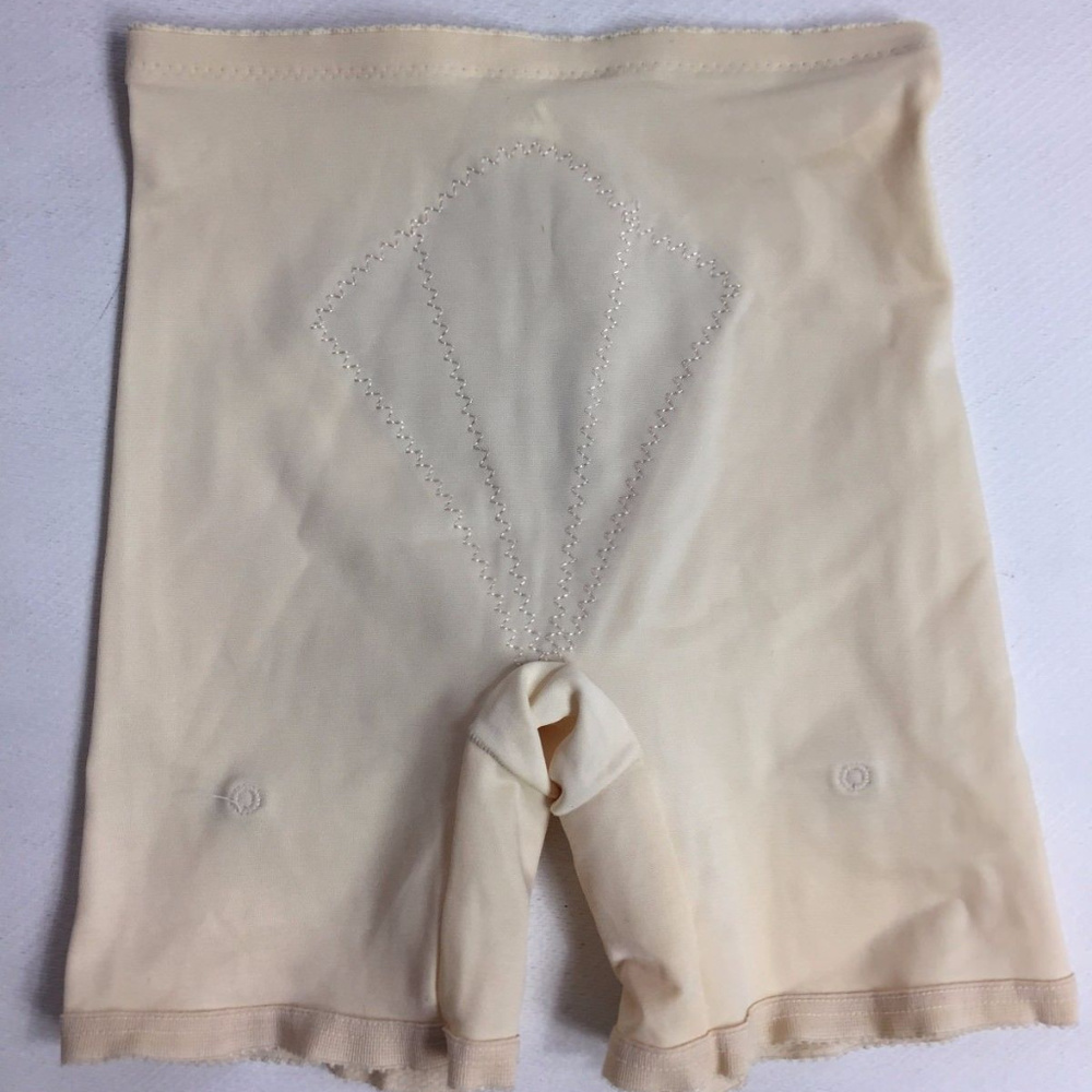 VTG Underwear Womens Panties XL 32 ILGWU Beige USA